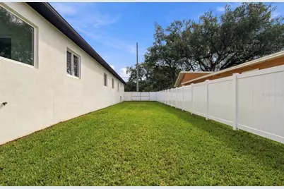13204 Lake Magdalene Boulevard, Tampa, FL 33618 - Photo 63