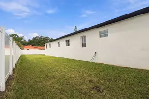 13204 Lake Magdalene Blvd, Tampa, FL 33618 - Photo 69