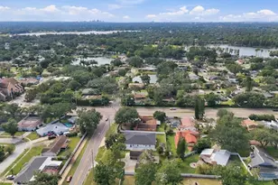 13204 Lake Magdalene Blvd, Tampa, FL 33618 - Photo 79
