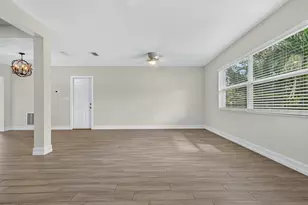 5631 4th St S, Saint Petersburg, FL 33705 - Photo 19