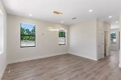 8405 Modano Place, Tampa, FL 33614 - Photo 9
