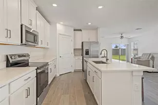 32062 Griffin Sands Ln, San Antonio, FL 33576 - Photo 11