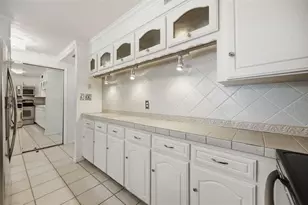 4141 Bayshore Blvd, Tampa, FL 33611 - Photo 5