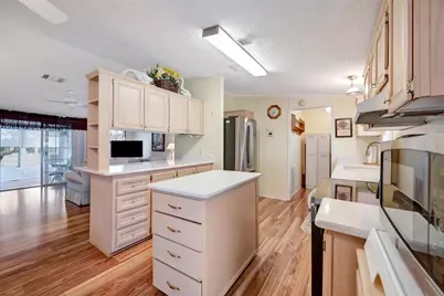 211 S Port Royal Lane #523, Apollo Beach, FL 33572 - Photo 21