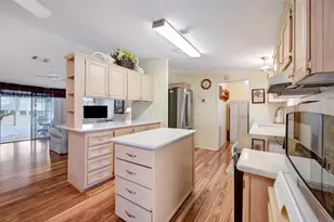 211 S Port Royal Ln, Apollo Beach, FL 33572 - Photo 21