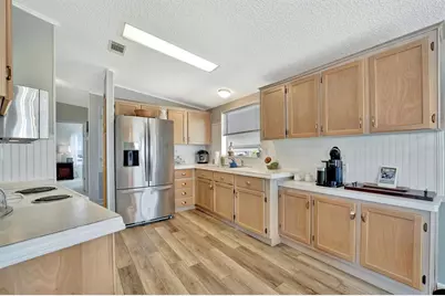 119 E Saint Johns Way, Apollo Beach, FL 33572 - Photo 23