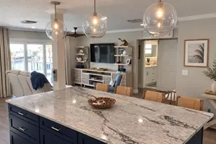 11110 1st St E, Treasure Island, FL 33706 - Photo 5
