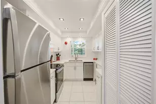 6201 2nd St E, Saint Pete Beach, FL 33706 - Photo 11