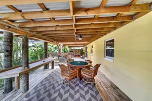3793 Benson Ave N, Saint Petersburg, FL 33713 - Photo 33