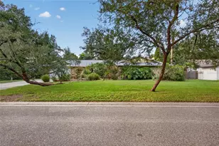 531 Garrard Dr, Temple Terrace, FL 33617 - Photo 3