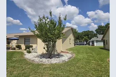38349 Cottonwood Place #1, Zephyrhills, FL 33542 - Photo 5