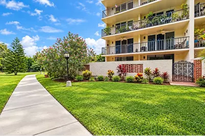 2699 Seville Boulevard #105, Clearwater, FL 33764 - Photo 3