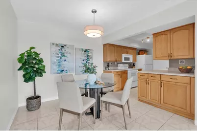 10355 Paradise Boulevard #208, Treasure Island, FL 33706 - Photo 19