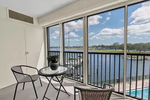 10355 Paradise Blvd, Treasure Island, FL 33706 - Photo 11