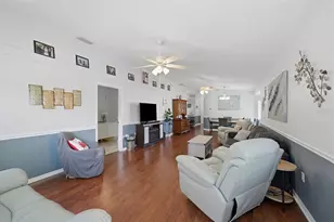 11624 Foxworth Ln, New Port Richey, FL 34654 - Photo 17