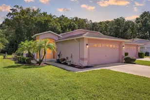 11624 Foxworth Ln, New Port Richey, FL 34654 - Photo 43