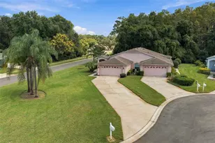 11624 Foxworth Ln, New Port Richey, FL 34654 - Photo 3