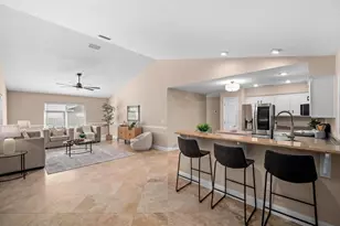 3912 Appletree Dr, Valrico, FL 33594 - Photo 11