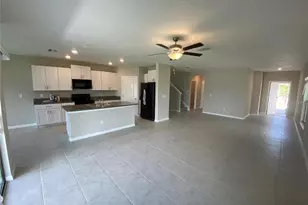 7038 Samuel Ivy Dr Dr, Tampa, FL 33619 - Photo 11