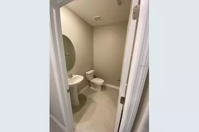 7038 Samuel Ivy Dr Drive, Tampa, FL 33619 - Photo 13