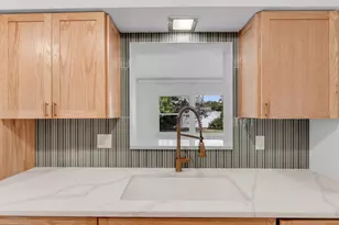 88 New Jersey Dr, Dunedin, FL 34698 - Photo 13