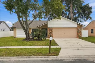 16115 Pebblebrook Dr, Tampa, FL 33624 - Photo 1