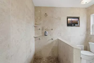 5860 Bayshore Drive, Seminole, FL 33772 - Photo 17