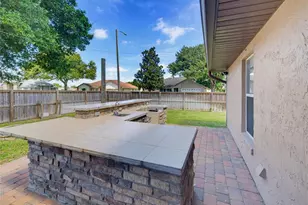 5719 Sweetheart Ct, Saint Cloud, FL 34772 - Photo 9
