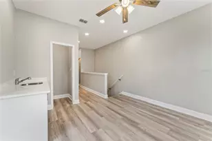 809 W Linebaugh Ave, Tampa, FL 33612 - Photo 17