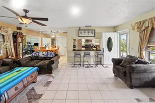 1945 Souvenir Dr, Clearwater, FL 33755 - Photo 5