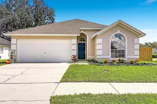 5818 Azure Dr, Wesley Chapel, FL 33545 - Photo 1