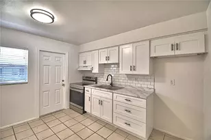 6309 S MacDill Ave, Tampa, FL 33611 - Photo 9