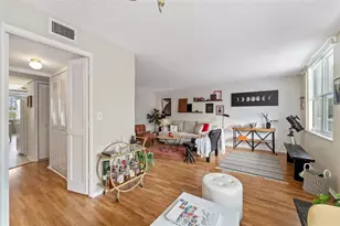 4720 Locust St NE, Saint Petersburg, FL 33703 - Photo 5