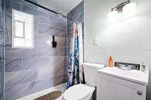 800 40th St S, Saint Petersburg, FL 33711 - Photo 11