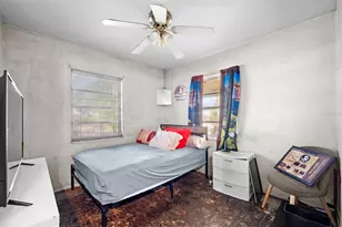800 40th St S, Saint Petersburg, FL 33711 - Photo 15