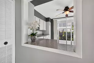 1000 N Shore Dr NE, Saint Petersburg, FL 33701 - Photo 19