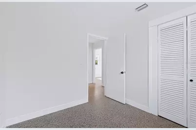 2438 N Ramona Circle, Tampa, FL 33612 - Photo 17