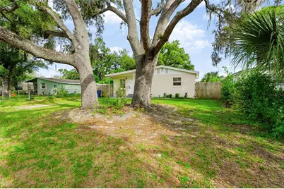 2438 N Ramona Circle, Tampa, FL 33612 - Photo 3