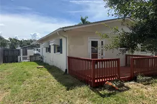 1841 Shore Acres Blvd NE, Saint Petersburg, FL 33703 - Photo 11