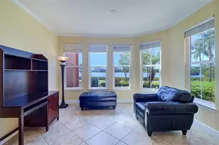 2747 Via Capri, Clearwater, FL 33764 - Photo 5