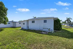 93 Rachel Dr, Tarpon Springs, FL 34689 - Photo 31