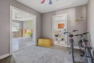 402 Orchid Ln, Palm Harbor, FL 34683 - Photo 17
