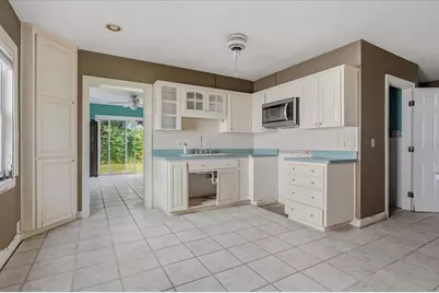 402 Orchid Lane, Palm Harbor, FL 34683 - Photo 9