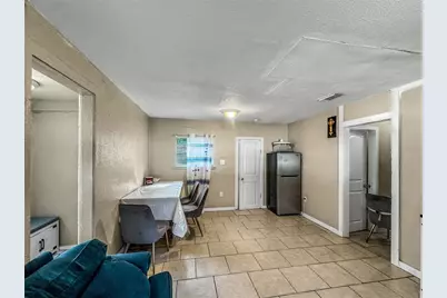 8307 N Hillsborough Lane, Tampa, FL 33604 - Photo 5