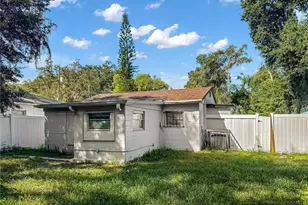 8307 N Hillsborough Ln, Tampa, FL 33604 - Photo 9