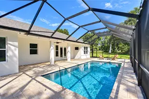 5746 Frontier Dr, Zephyrhills, FL 33540 - Photo 45