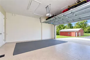 5746 Frontier Dr, Zephyrhills, FL 33540 - Photo 31