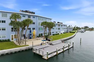 280 126th Ave, Treasure Island, FL 33706 - Photo 9