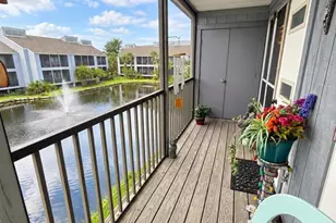 259 Fenwick Dr, Venice, FL 34285 - Photo 15