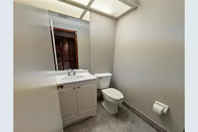 6212 W Corporate Oaks Drive #Rear Suite, Crystal River, FL 34429 - Photo 9